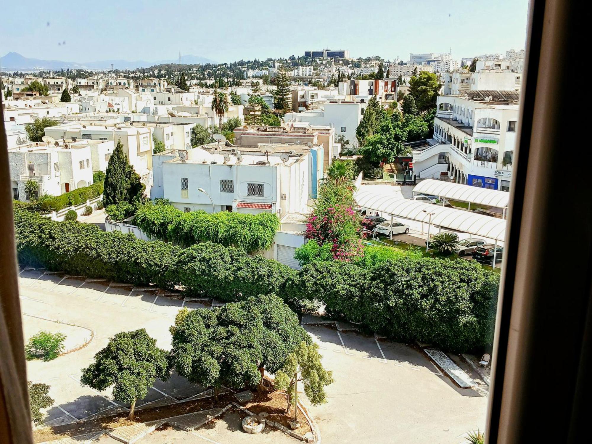 Studio Tres Haut Standing Avec Vue Degagee Lägenhet Tunis Exteriör bild